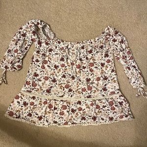 3/4 length sleeve shirt